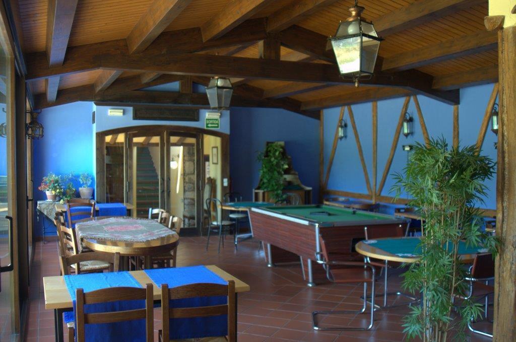 Hostal De La Rovira Oix Luaran gambar