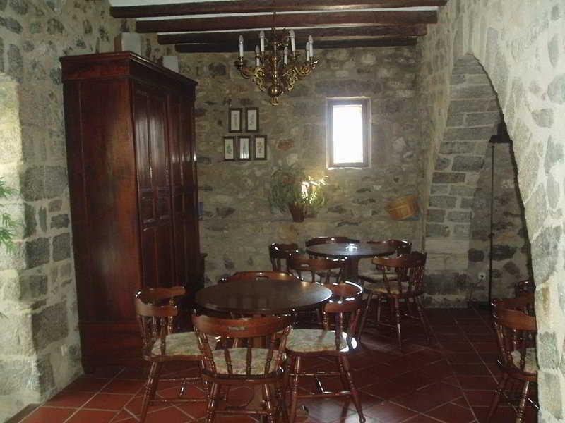 Hostal De La Rovira Oix Luaran gambar