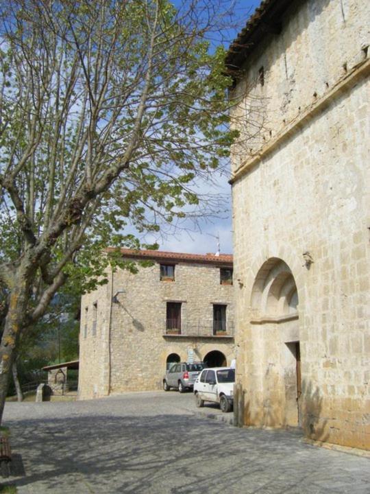 Hostal De La Rovira Oix Luaran gambar